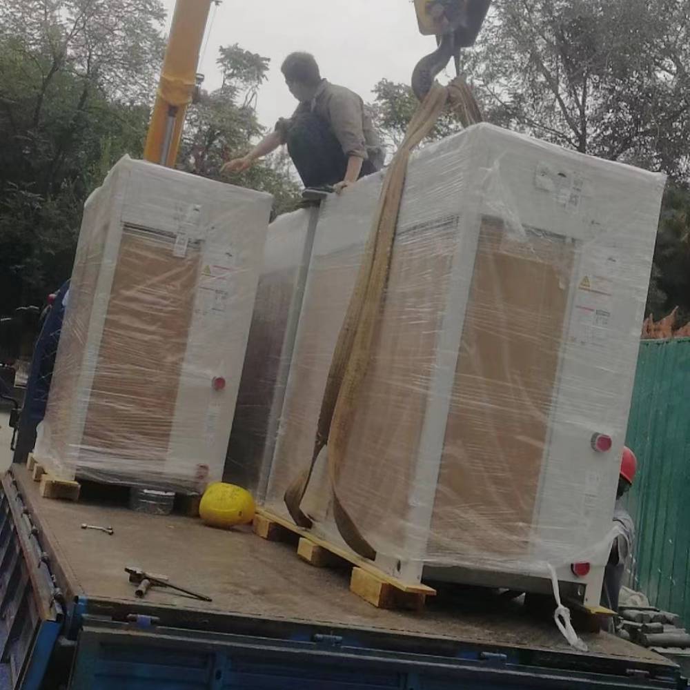体育馆水冷中央空调安装