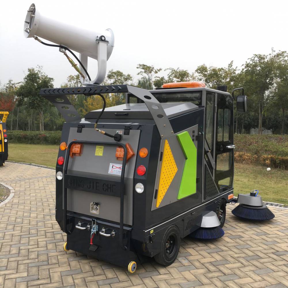 小型电动扫地车环卫厂区灰尘清扫车多功能使用方便