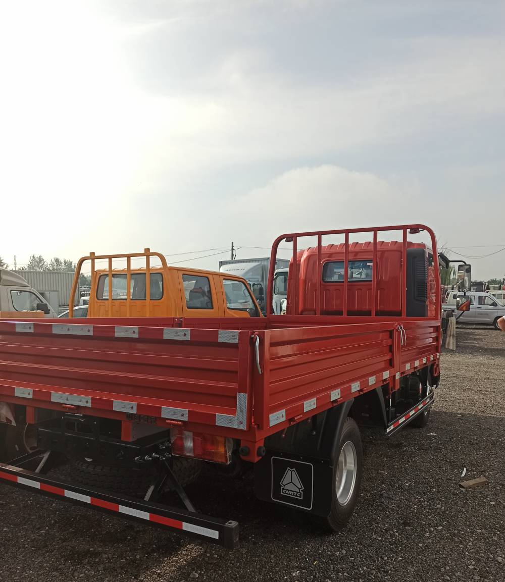 【重汽豪沃4米2栏板车报价多少哪里有卖 豪沃4米2栏板报价】价格_厂家