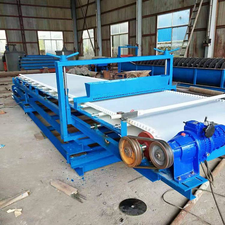 江西生产悬挂摇震毛毯机大型选矿毛毯机钨矿泥分选设备