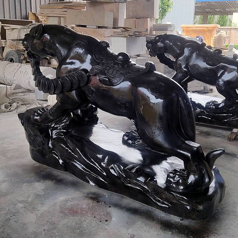 石雕金钱豹青石庭院招财动物雕塑摆件大理石园林景观装饰工艺品