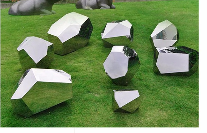 聚金园林雕塑绿化公园装饰异形石头镜面不锈钢雕塑