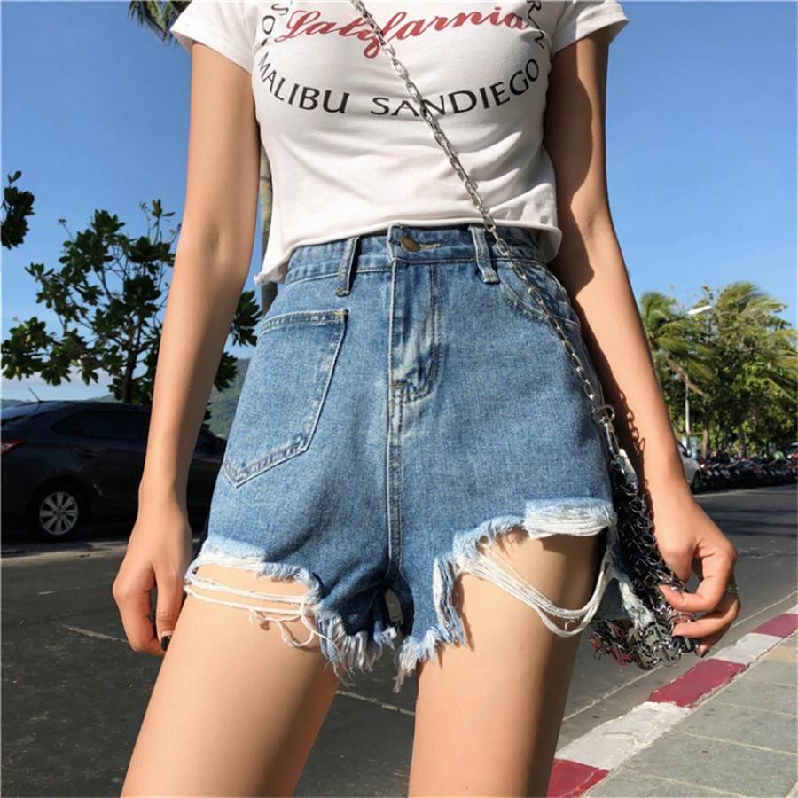 黑龙江佳木斯桦川新款童装连衣短裙杂款牛仔裤热裤10元三样货源批发市场