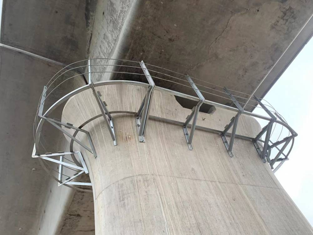 桥墩吊围栏的作用