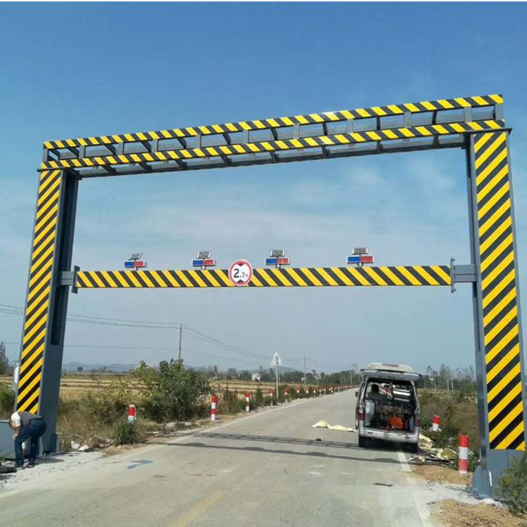 液压升降式限高杆限高架道路龙门架公路电动升降限高杆济南万博丰