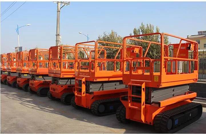 果园采摘车履带采摘升降机山地用车履带升降平台厂家直营