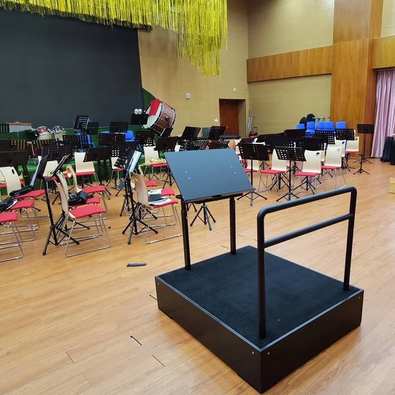 剧院大合唱演奏用音乐家指挥台阶合唱团乐队乐团大合唱指挥站台图片