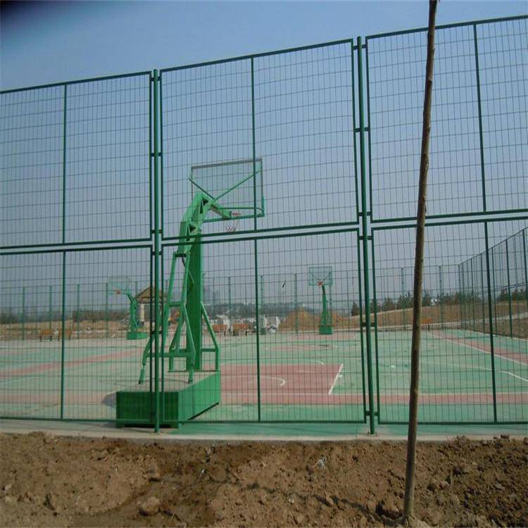 篮球场围网学校运动场操场围栏菱形网勾花护栏网铁丝网
