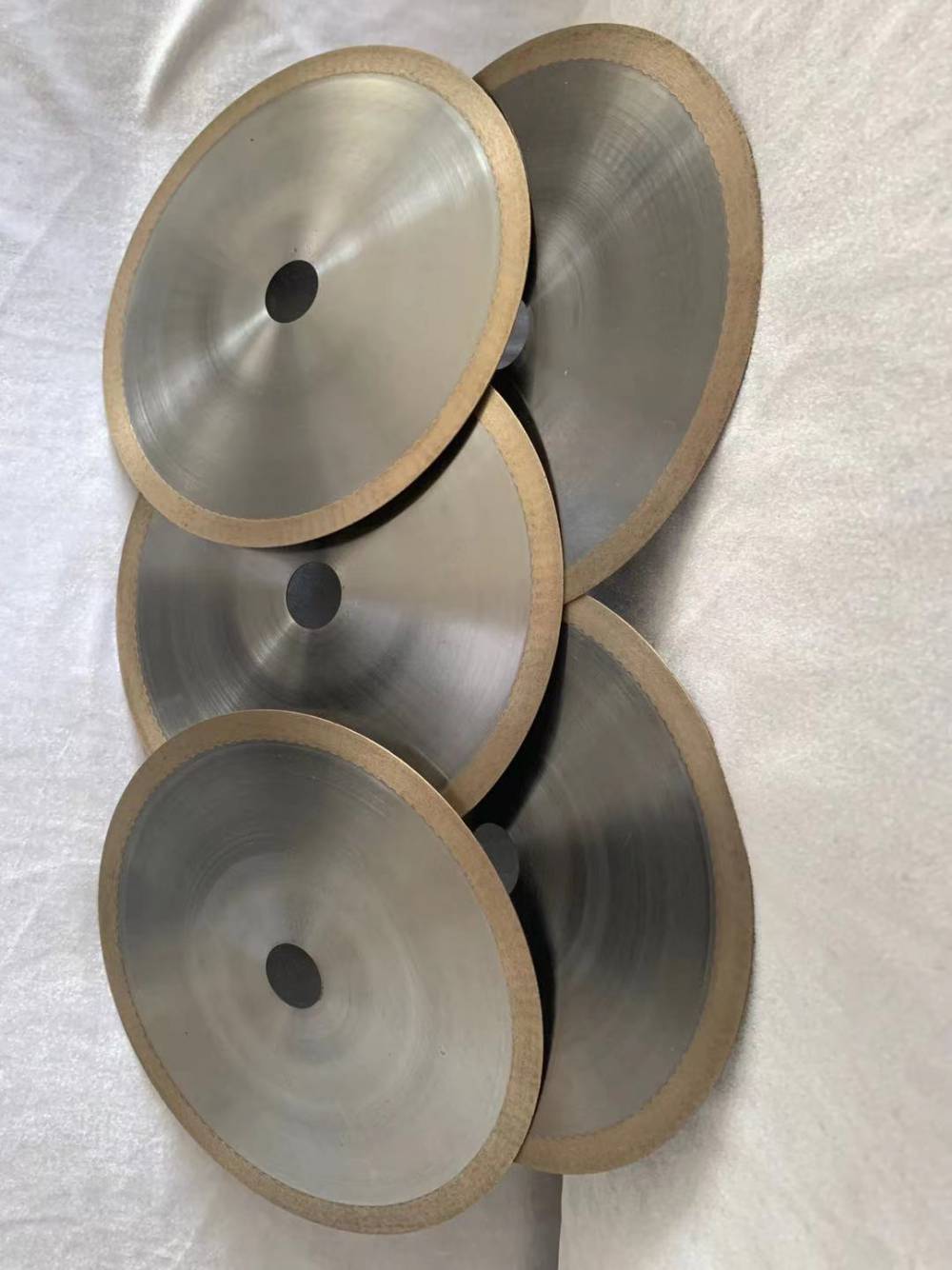 厂家金刚石切割片磨线路板pcb磁性材料树脂金刚石切割片不易堵