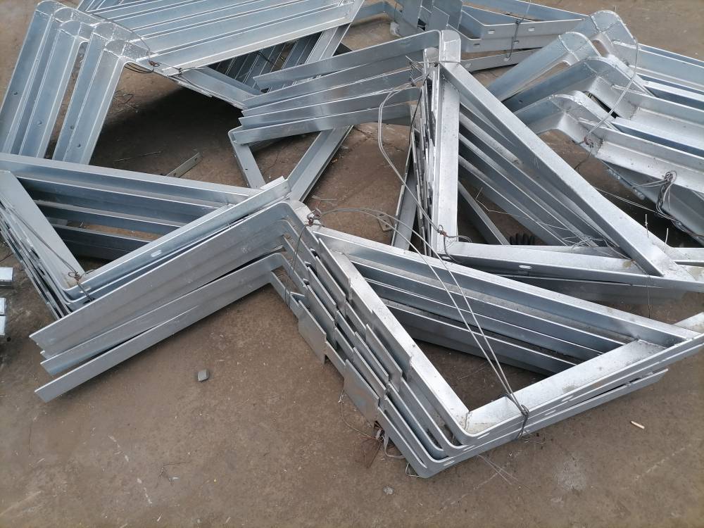 山东烟台吊围栏盛鑫吊围栏厂家吊围栏施工方案