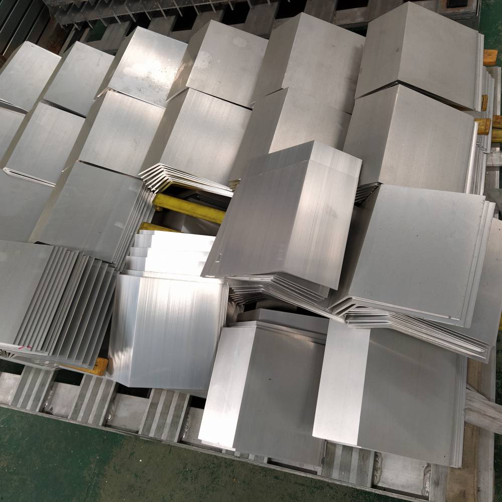 供应铝合金门窗配件铝角码铝角件型材兴发铝业