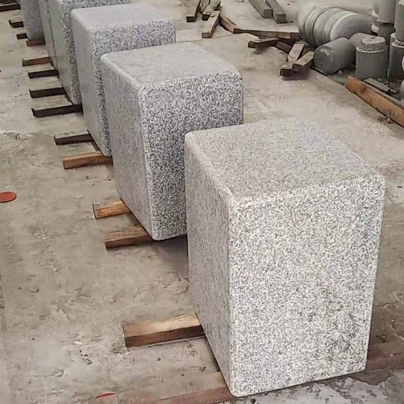 广场上挡车500大圆球遵义市城区拦车石厂家