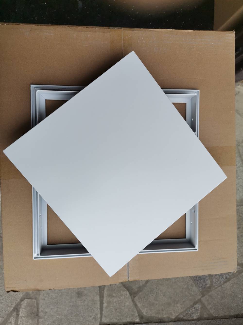 石膏吊顶检修口双铝边暗式检查口天花铝合金检查孔厂家