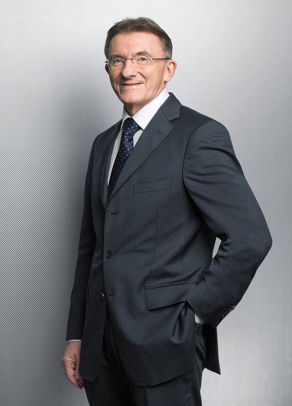 Ken Allen任CNW董事长