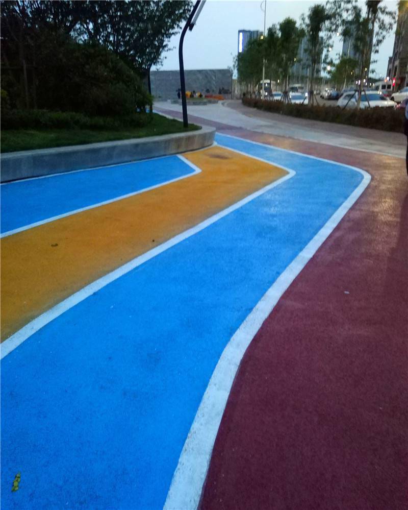路面改色视频彩色地面改色过程图昌巍改色施工