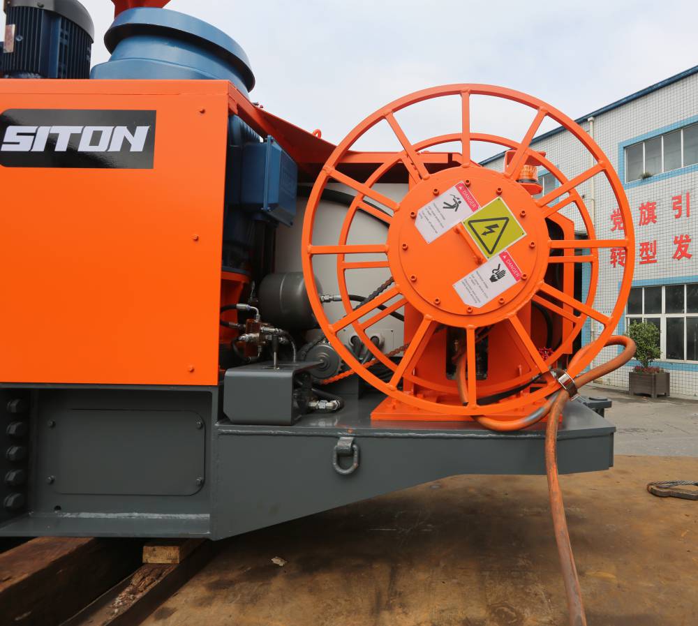 鑫通机械矿用轨轮式单臂凿岩台车cygj76dr114