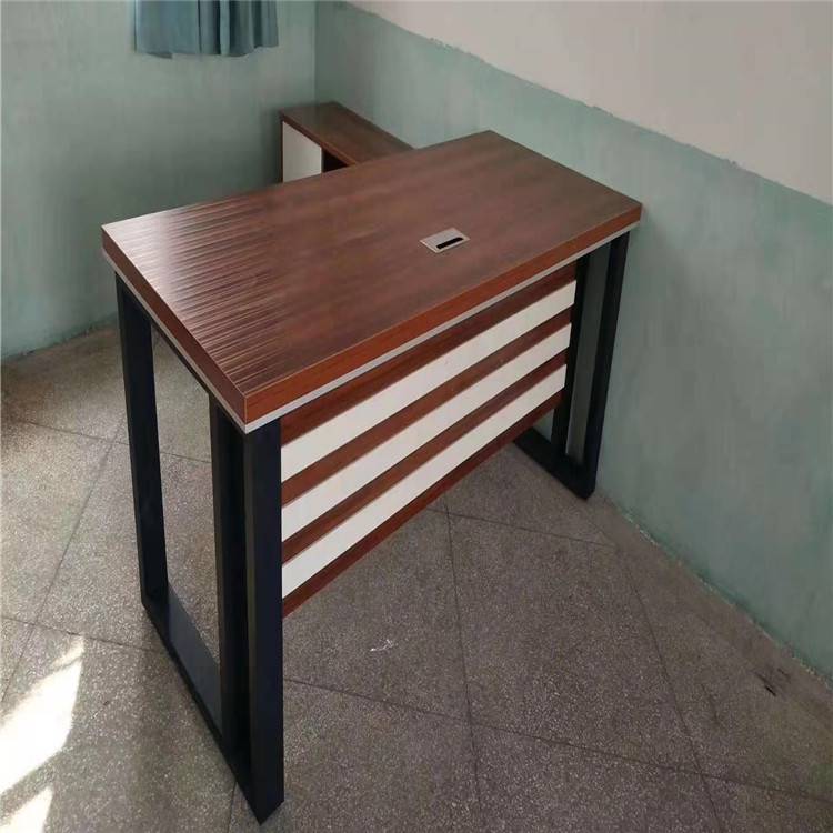 屏风卡座职员桌办公桌云南厂家定制生产