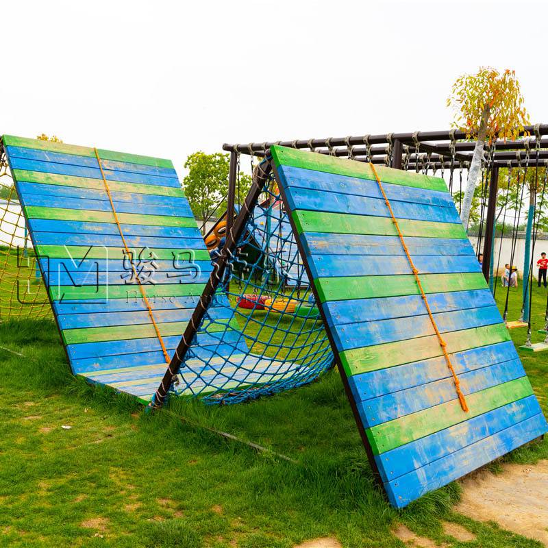 网红户外儿童游乐空间设备可定制公园广场体能拓展器材图片