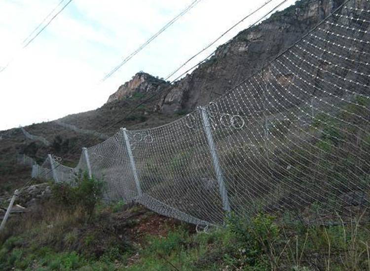 四川被动环形防护网防滑坡被动边坡防护网钢丝绳网