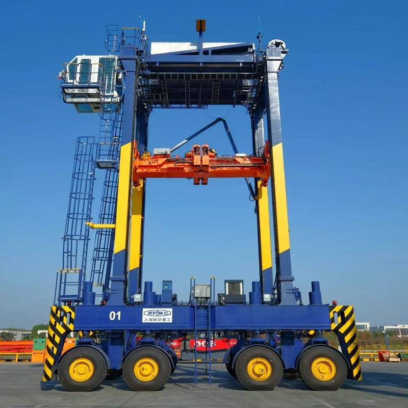 轮胎式集装箱跨运车仓库用大吨位集装箱搬运车液压跨运车批量供应