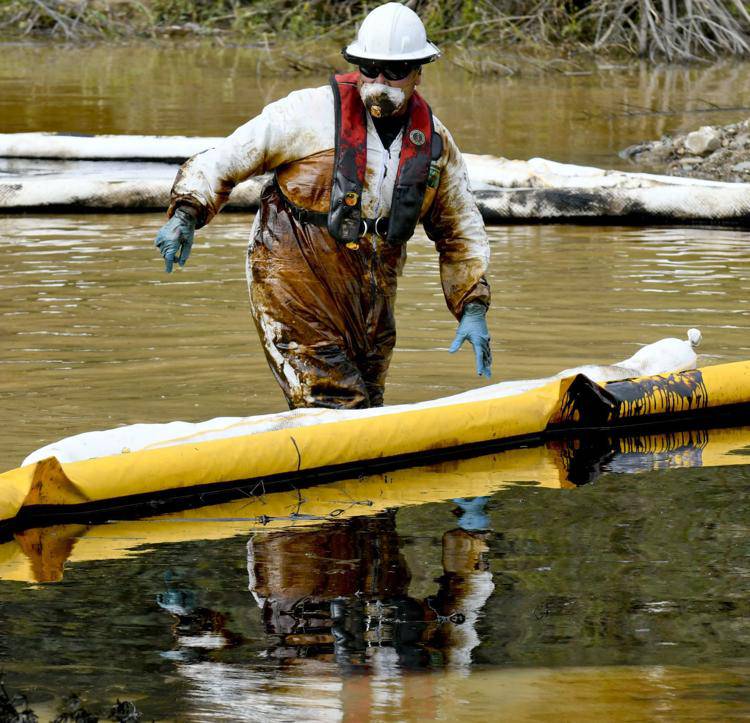 桐乡晓英污染10m白色工业吸油索吸油拖栏