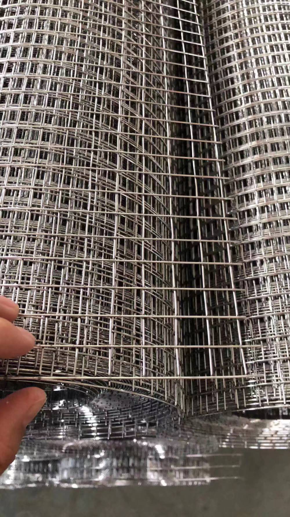 焊接桥梁钢筋网片镀锌铁丝网防抗裂焊接网片图片