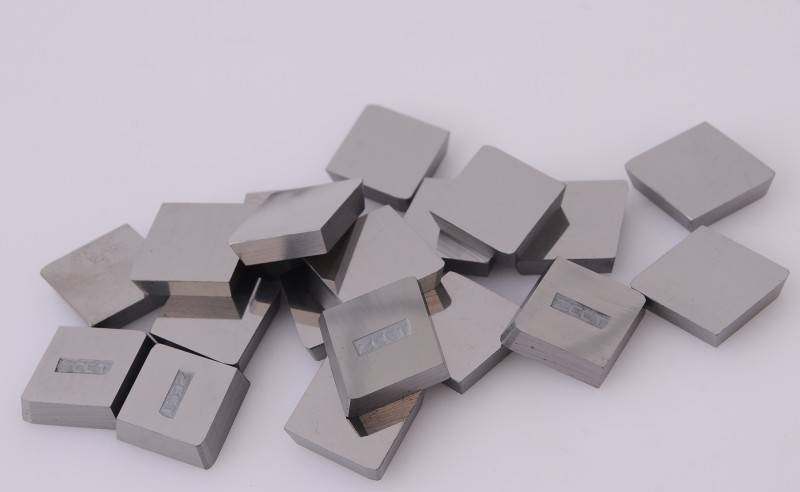 株洲钻石硬质合金厂家销售yt15yt14yt5yw2yw14160511加厚r角