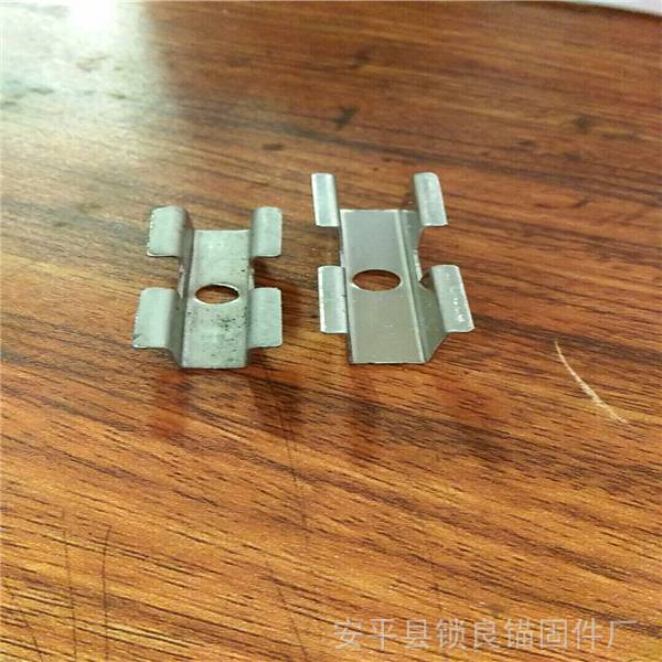 保温装饰一体板挂件u型扣件图片