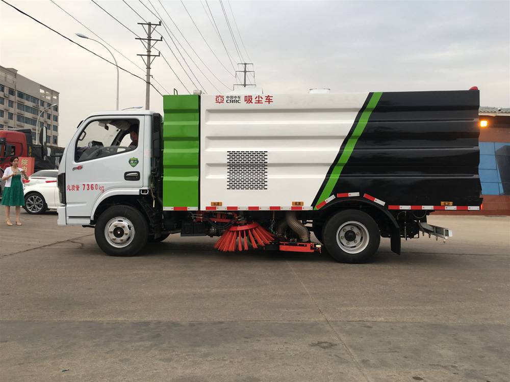 泉州纯吸式道路清扫车 5吨纯吸式道路清扫车生产厂家