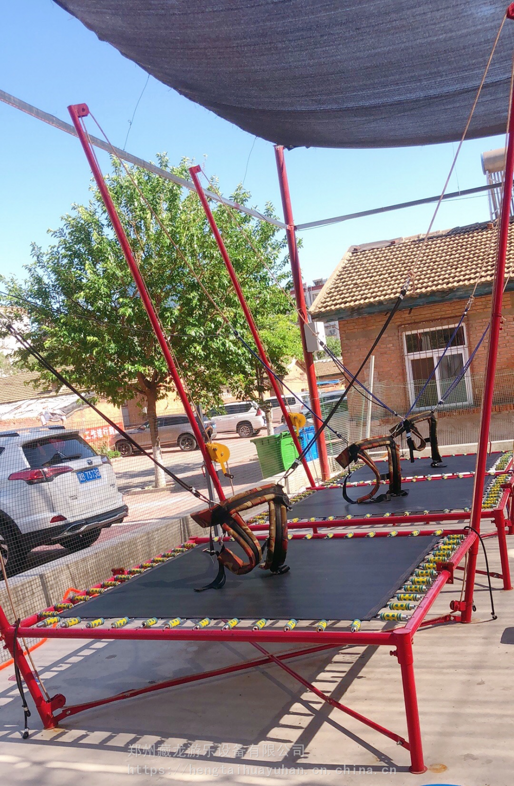 儿童蹦床小蹦极多少钱户外商用蹦极跳跳床价格健身玩具钢架蹦极跳跳床