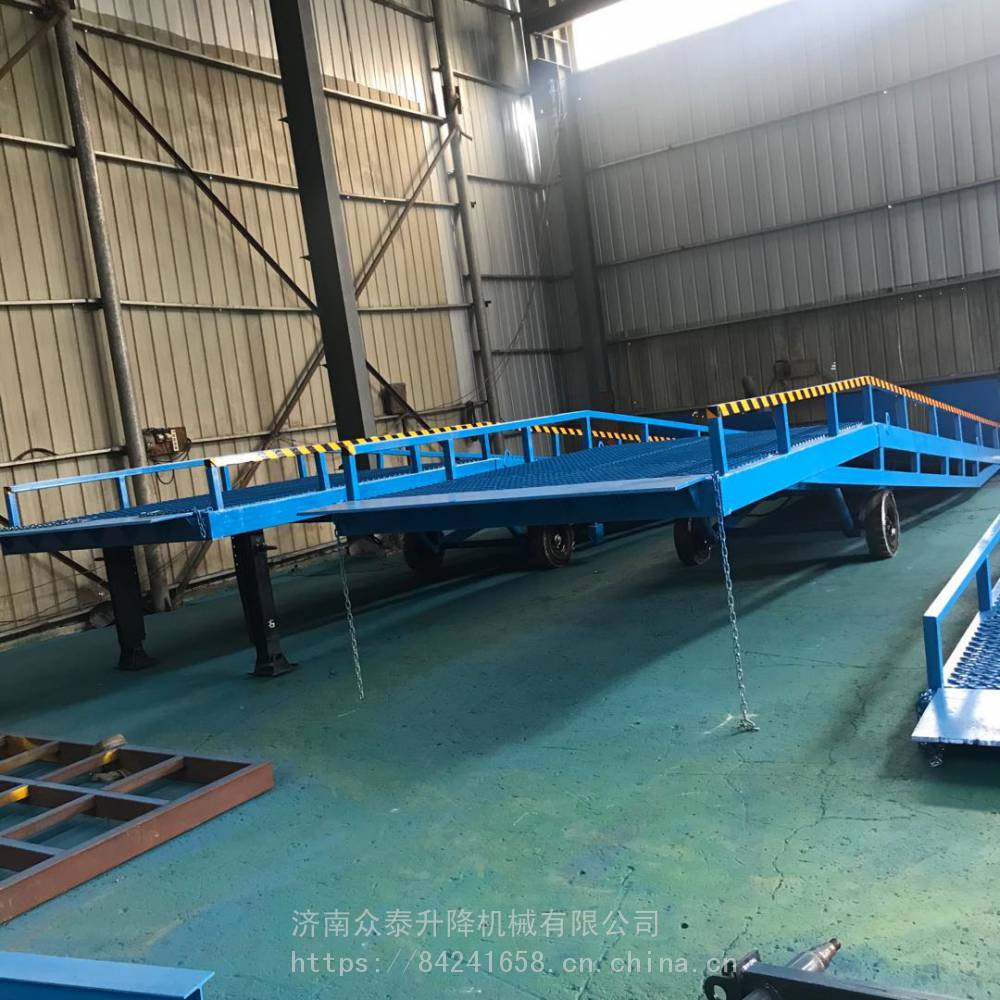 宝山区专业移动式登车桥品牌 垂直液压装卸货平台 液压登车桥 厂家直销