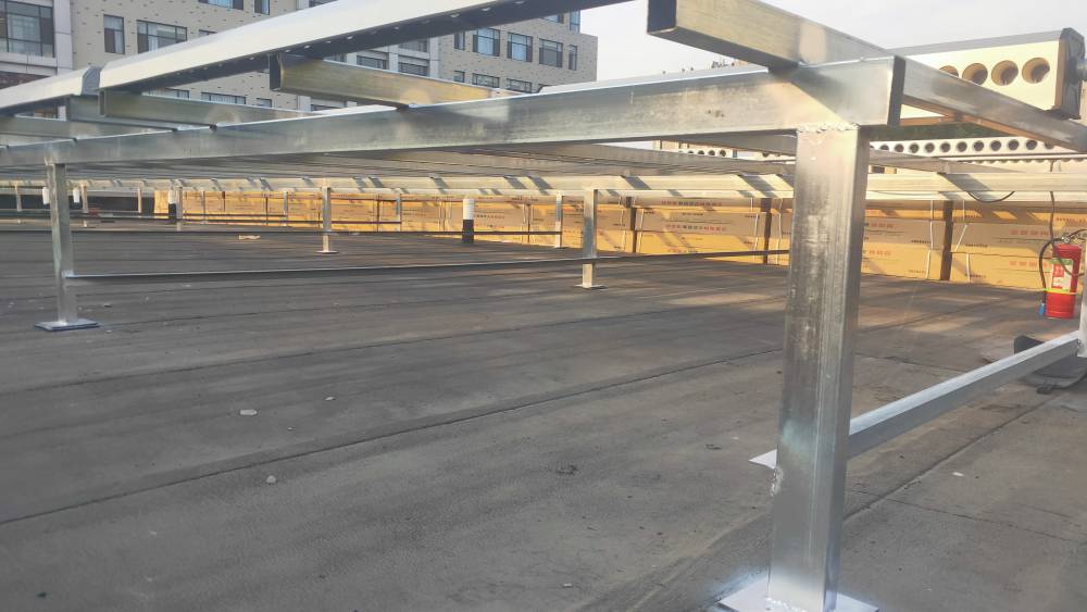 供应太阳能热水工程