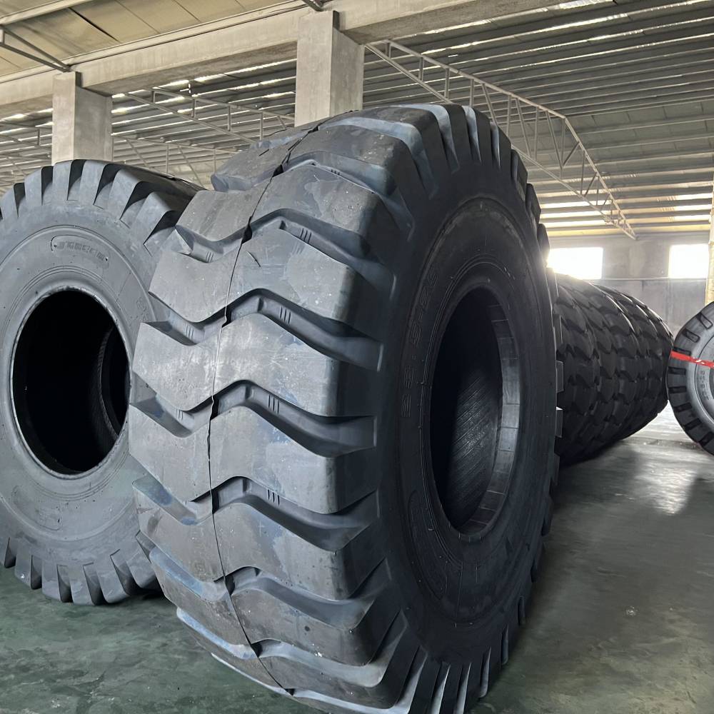 环绕块式50铲车轮胎耐扎刺钢铁厂用轮式装载机轮胎23525