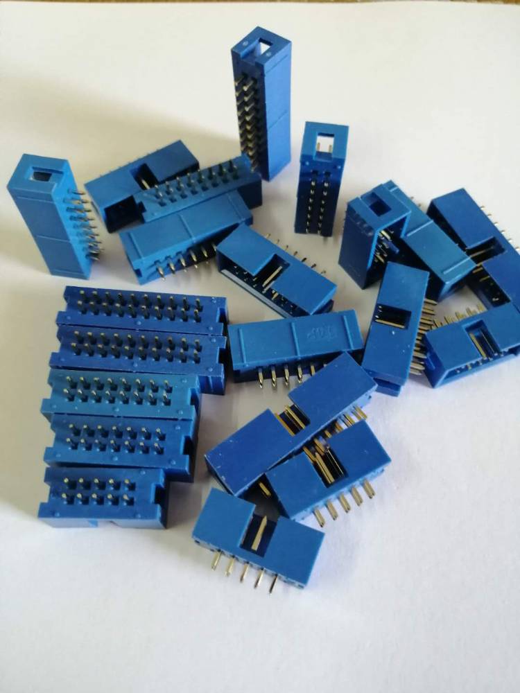 2.54dc3蓝色简易牛角插座