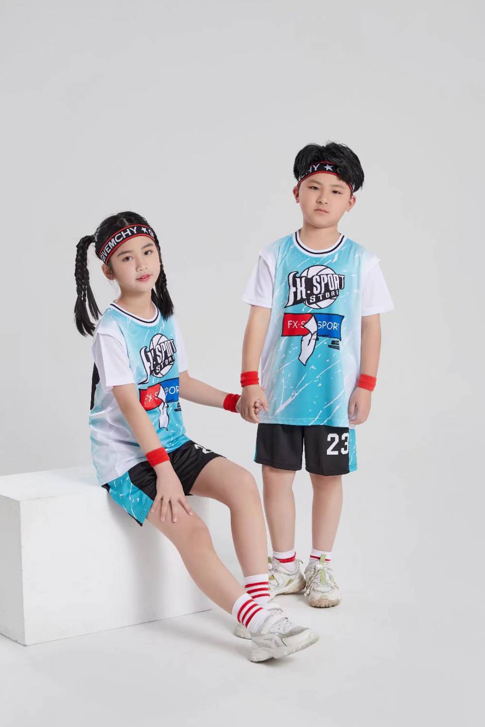 团购儿童假两件短袖球服男女速干球衣幼儿园学生篮球服套装印字号