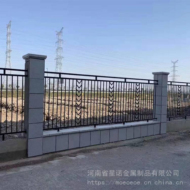 鹤壁锌钢隔离栏 热镀锌护栏 铁艺围墙护栏 郑州护栏批发
