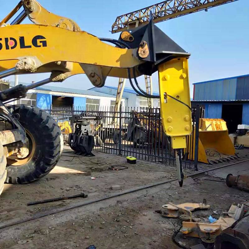 巴彦淖尔静音破碎锤破碎路面铲车安装锤头