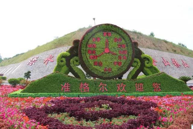 四川南充雕塑厂家 ,花柱花墙造型郫都区绿雕厂家