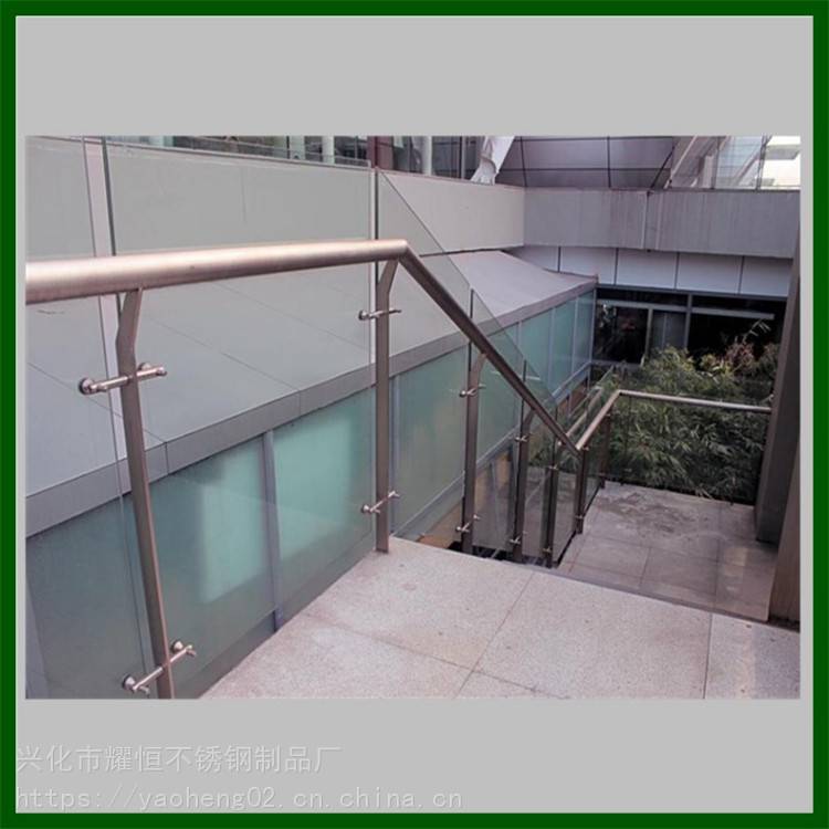 马路隔离防护 不锈钢玻璃立柱 316不锈钢栏杆 精品抛光