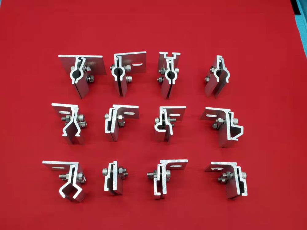 供应光伏支架铝合金夹具光伏电池板支架支撑夹具光伏导轨铝合金卡具