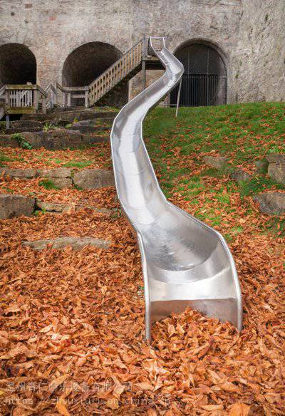 户外不锈钢钻桶儿童公园景区攀爬地产景观幼儿园钻洞滑梯隧道定制