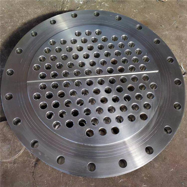 换热器管板做工让每一个细节都精工细琢瑞耀管道供应