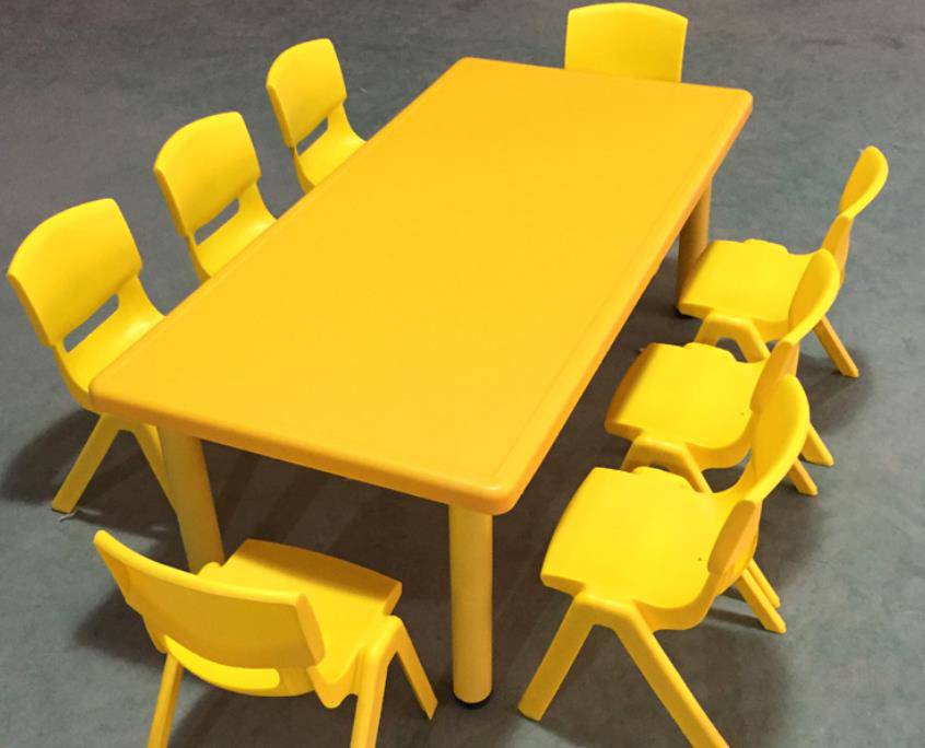 南宁幼儿家具出售儿童颜色椅子幼儿园大班桌椅配套设备