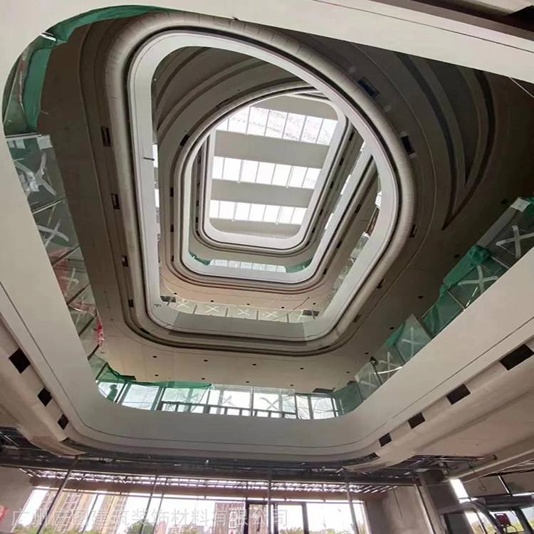 商场中庭扶梯外包金属铝板中庭檐口20氟碳喷涂铝单板