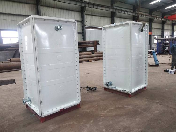 石家庄中央空调膨胀水箱玻璃钢组合式生活水箱供应商