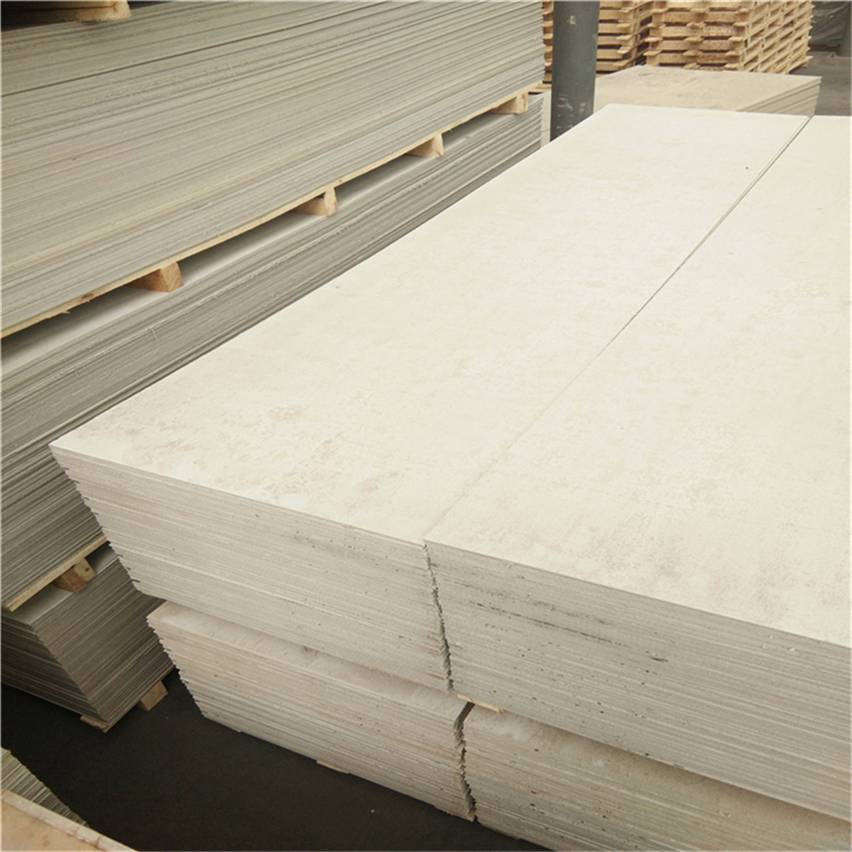 供应a级防火板玻镁硅酸钙板50厚硅酸钙板隔断钢网竖丝硅钙板复合板