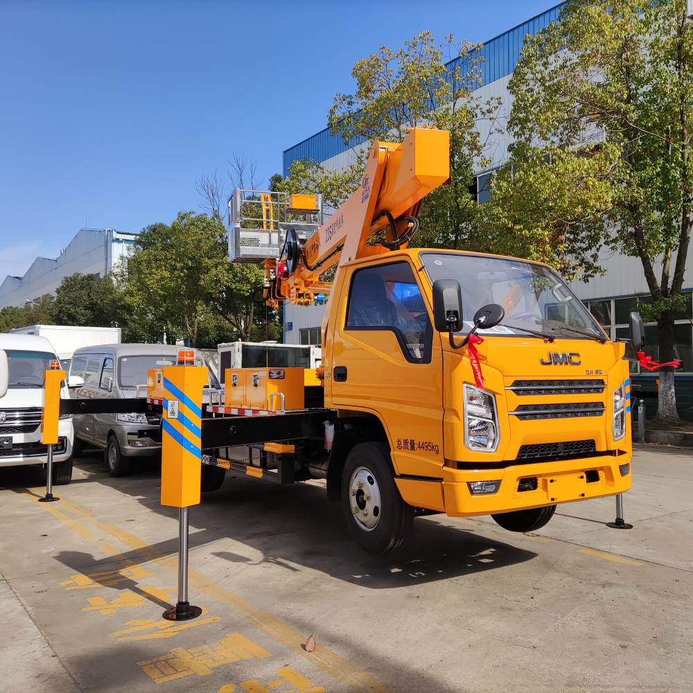 江铃伸缩臂高空作业车23米斗臂车直臂升降车国六广告安装车