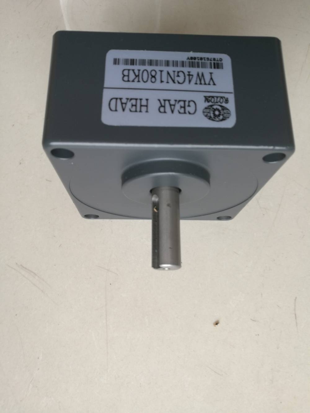 ROTOM减速电机YW4IK25GN-STS YW4GN180KB 齿轮变速箱油水分离机 ROTOM减速电机YW4IK25GN-STS YW4GN180KB 齿轮变速箱油水分离机