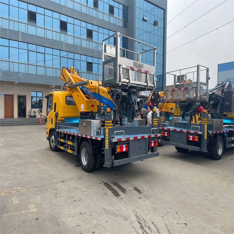 哈萨克斯坦高空车出口 31米五十铃高空作业车订制出口