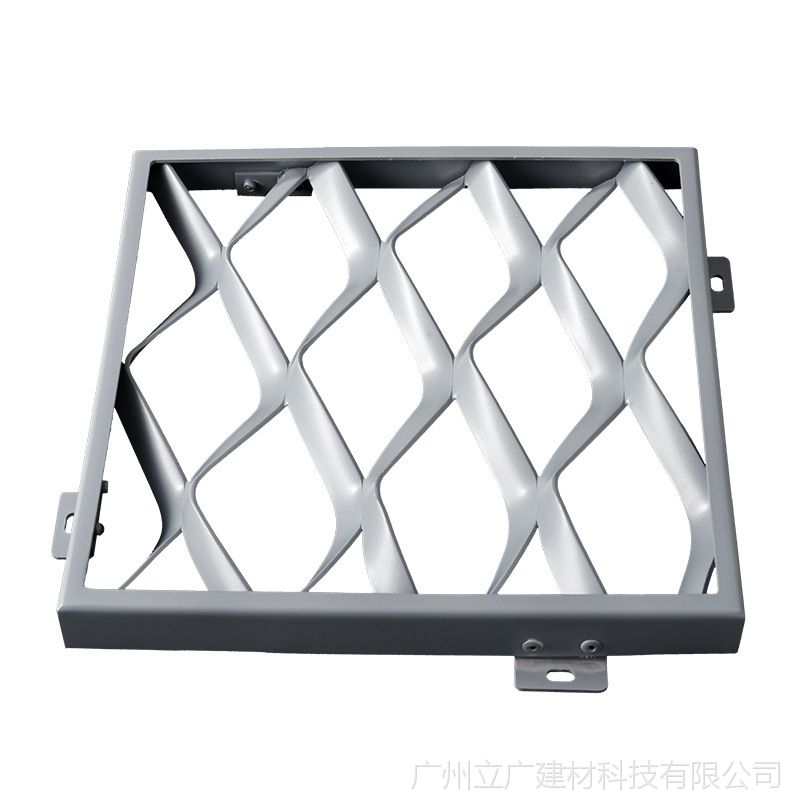 9437438397_611302000